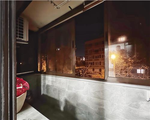 Ultracentral 4 camere, etaj 2 , superfinisat