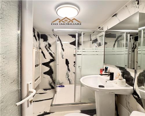 Apartament 2 camere decomandat,  str. Victor Babes