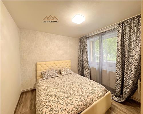 Apartament 2 camere decomandat,  str. Victor Babes