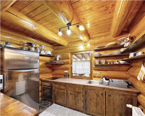 Cabana din lemn, Coas, zona de cabane