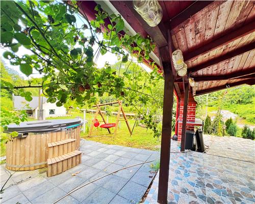 Cabana cu 1000 mp teren in Firiza, pe drumul spre Izvoare