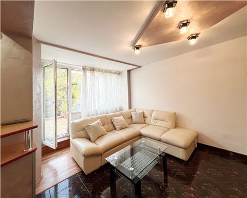 Inchiriez apartament 4 camere, et 1, zona Vivo