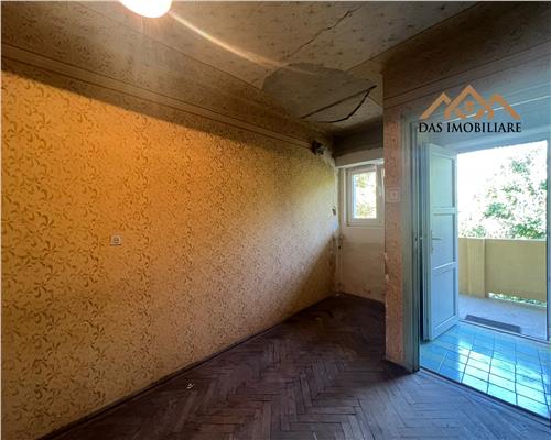 Apartament 2 camere, etaj 2 , str. Ana Ipatescu