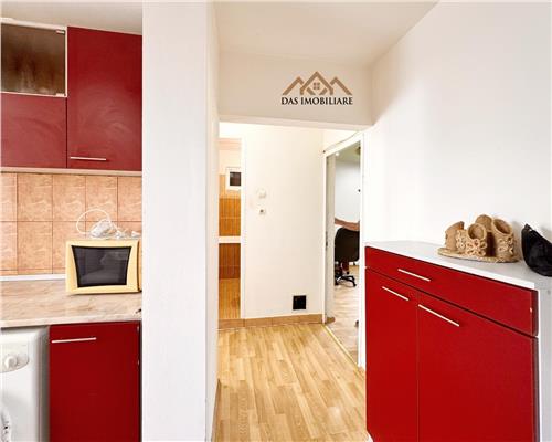 Apartament 2 camere decomandat, etaj intermediar, str. Dobrogei