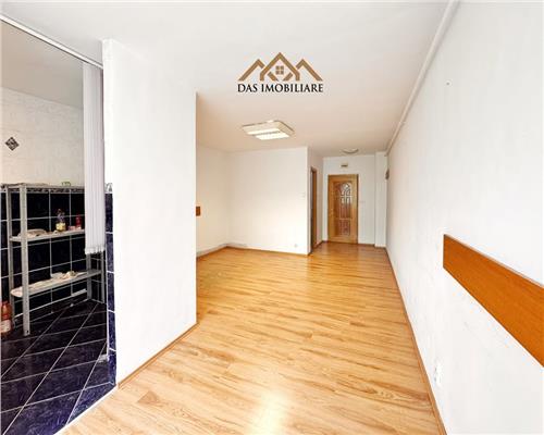 Birou in blocul avovatilor, peste drum de Judecatorie