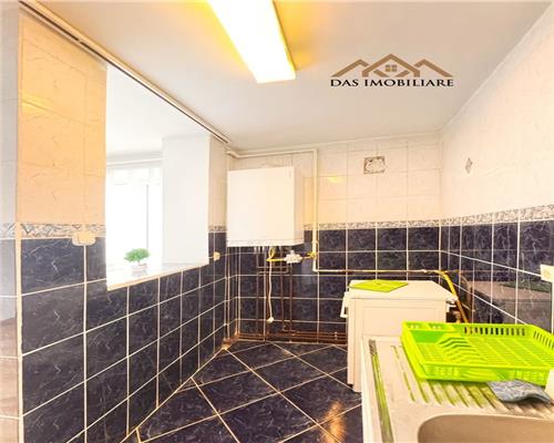 Birou in blocul avovatilor, peste drum de Judecatorie