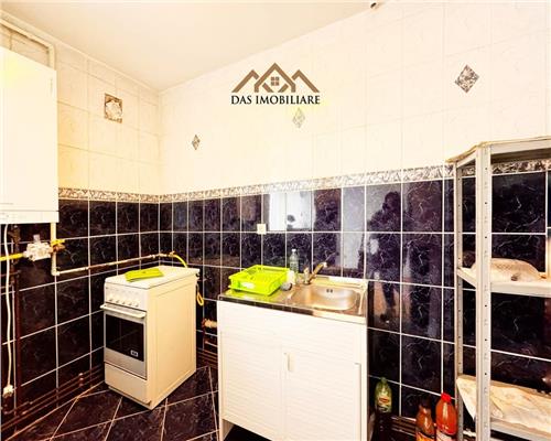 Birou in blocul avovatilor, peste drum de Judecatorie