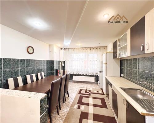 Apartament 2 camere decomandat, etaj 4, zona Granicerilor