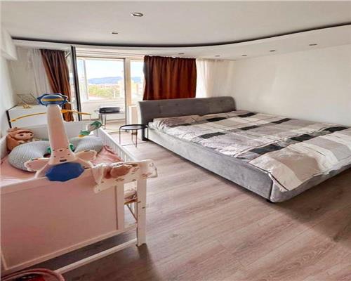 Apartament 2 camere, decomandat, etaj 3, str. Vasile Alecsandri