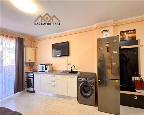 Apartament 2 camere, etaj 4 din 5, bloc cu lift