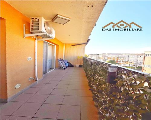 Apartament 2 camere, etaj 4 din 5, bloc cu lift