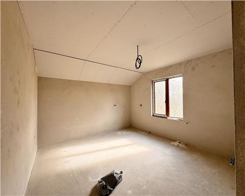 Casa cu etaj , la stadiul de semifinisat, Bargau, com. Cicarlau