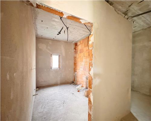 Casa cu etaj , la stadiul de semifinisat, Bargau, com. Cicarlau