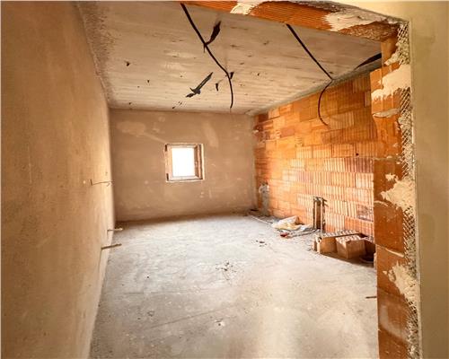 Casa cu etaj , la stadiul de semifinisat, Bargau, com. Cicarlau