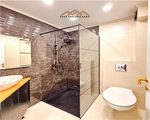 Apartament 3 camere, etaj 1, bloc nou