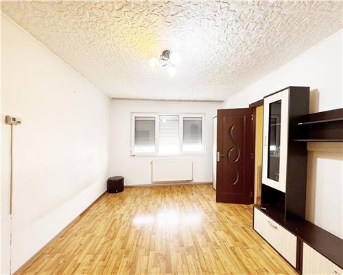 Apartament 2 camere, etaj 4 , str. George Cosbuc