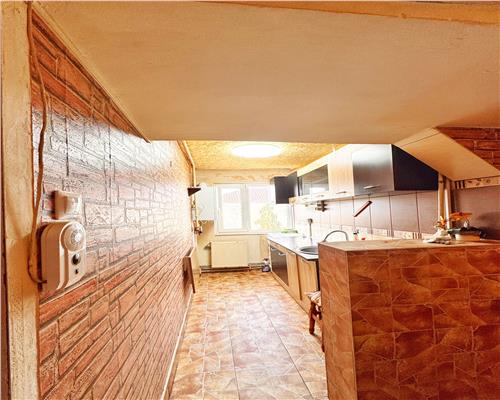 Apartament 2 camere, etaj 4 , str. George Cosbuc