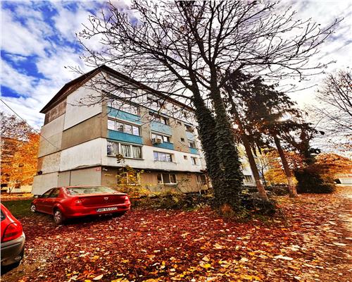 Apartament 2 camere, etaj 4 , str. George Cosbuc