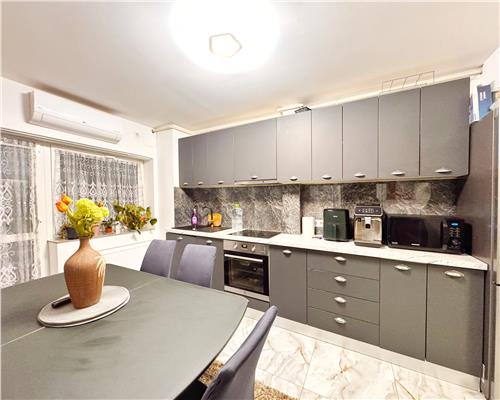 Apartament modern, 3 dormitoare, etaj 4 din 6 cu lift