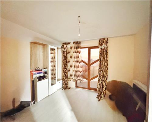 Casa cu etaj si 43 ari teren, Borlesti