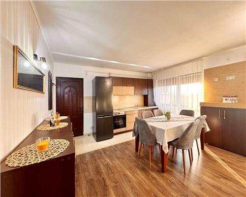 Apartament 3 camere si loc de parcare zona Marul de Aur