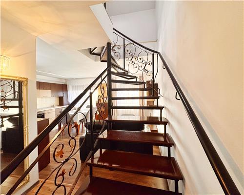 Apartament 3 camere si loc de parcare zona Marul de Aur