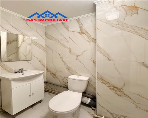 Garsoniera renovata, etaj 2, str. Berzei