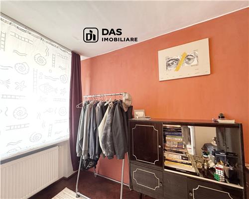 Apartament 4 camere, str. Ioan Slavici