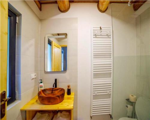 Cabana Aframe ,, Padurea Cerbilor