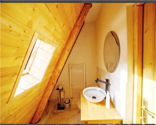 Cabana Aframe ,, Padurea Cerbilor