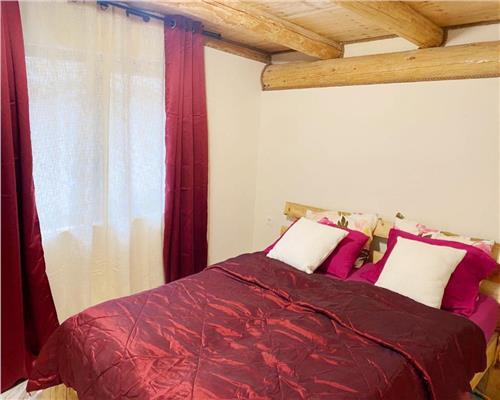 Cabana Aframe ,, Padurea Cerbilor