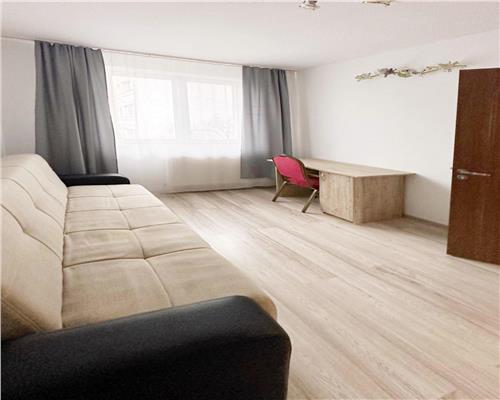 Apartament 2 camere , de inchiriat ,Zona Albina