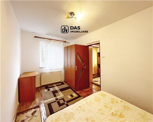 Apartament la parter, 2 camere , str. Cuza Voda