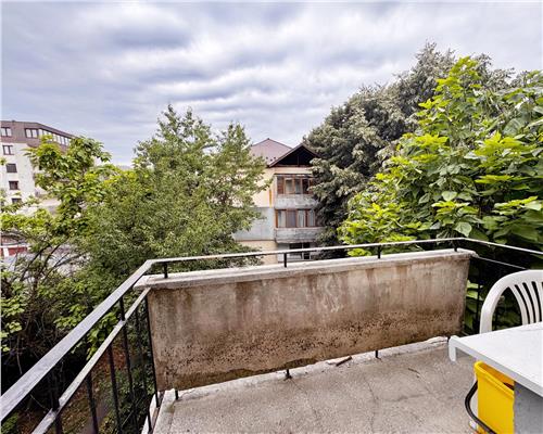 Apartament 2 camere, str. George Cosbuc, zona scolii 11