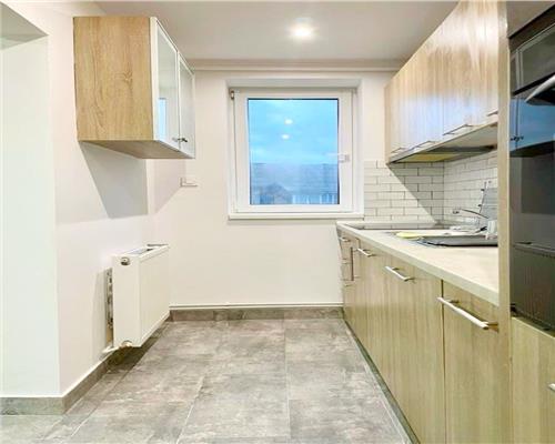 De inchiriat 3 camere Aleea Amurgului