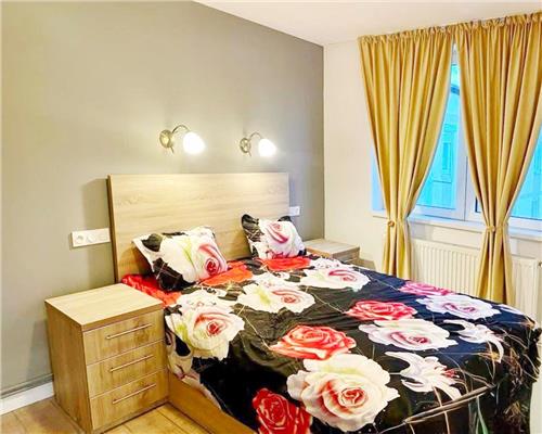 De inchiriat 3 camere Aleea Amurgului