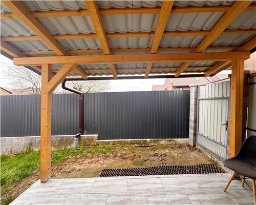 Apartament 3 camere, parter, cu loc de parcare si gradina, zona Piata Izvoare