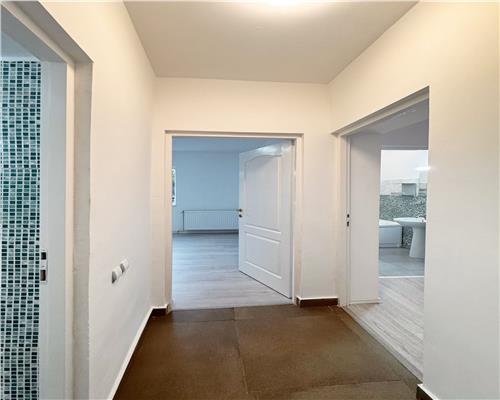 Apartament 3 camere, parter, cu loc de parcare si gradina, zona Piata Izvoare