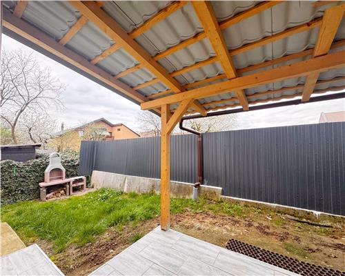 Apartament 3 camere, parter, cu loc de parcare si gradina, zona Piata Izvoare