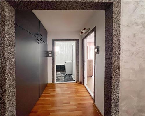 Inchiriere apartament 2 camere,etaj 2 zona Atrium, str. George Cosbuc