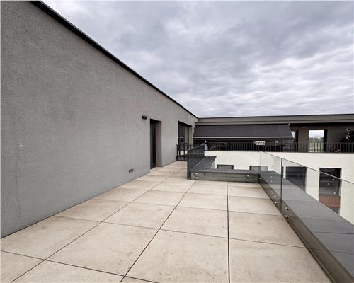 Studio modern cu terasa si loc de parcare, str. Anton Pann