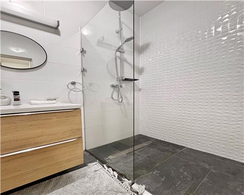 Apartament cu 1 camera, loc de parcare, bloc nou zona Centru Vechi