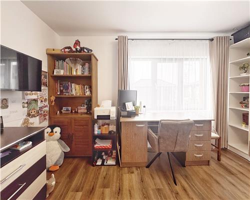 Casa cu 4 camere, pe un nivel, cu 5 ari teren, Catalina