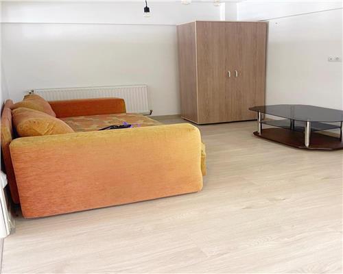 Apartament 2 camere, etaj 1 , zona Marinex