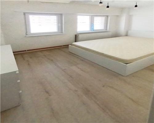 Apartament 2 camere, etaj 1 , zona Marinex
