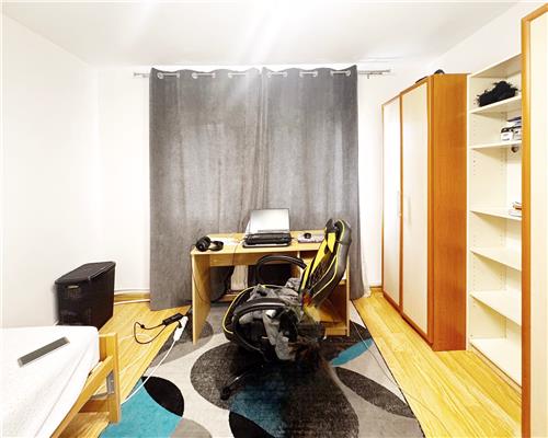 Apartament 3 camere decomandat, parter,  Olteniei