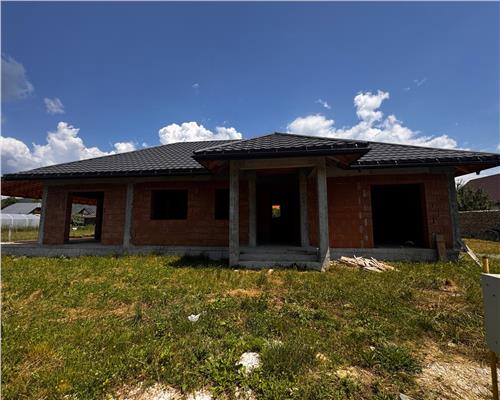 Casa la rosu, Satu Nou de Sus, 630 mp teren