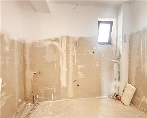 Apartament 2 camere la alb, cu lc de parcare si gradina, bloc nou langa Marul de Aur