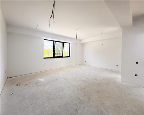 Apartament 2 camere la alb, cu lc de parcare si gradina, bloc nou langa Marul de Aur