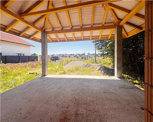 Casa la rosu | Satu Nou de Sus | 675 mp teren